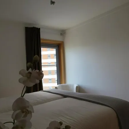 Appartement - Parque Das Nacoes Lissabon