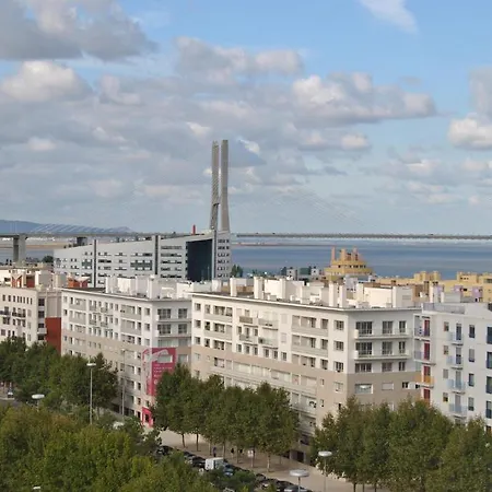 - Parque Das Nacoes Lisboa